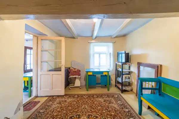 Eladó házrész, Kiskunfélegyháza 1 szoba 37 m² 9 M Ft