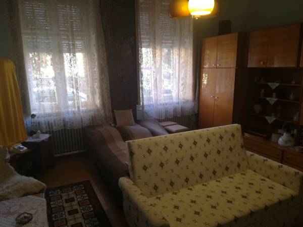 eladó házrész, Nyíregyháza