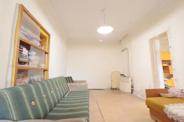 Eladó házrész, Orosháza 2 szoba 50 m² 12 M Ft
