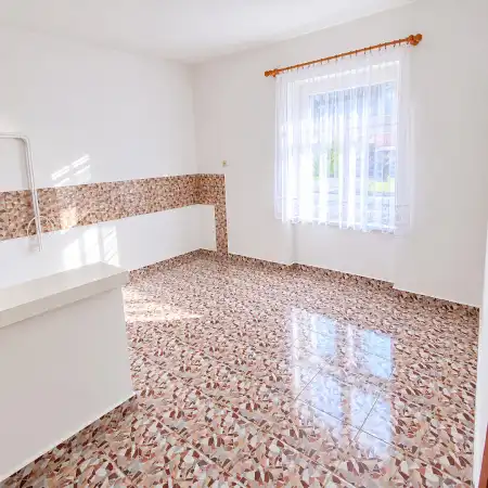 Eladó házrész, Sátoraljaújhely 1 szoba 52 m² 12 M Ft