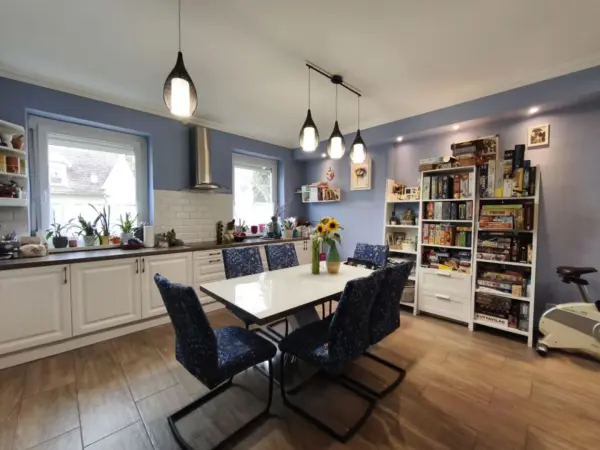 Eladó ikerház, Budapest, III. kerület 5+1 szoba 162 m² 182 M Ft