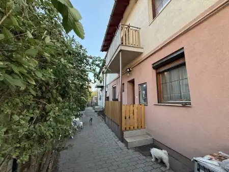 Eladó ikerház, Budapest, XVI. kerület 7 szoba 282 m² 248 M Ft