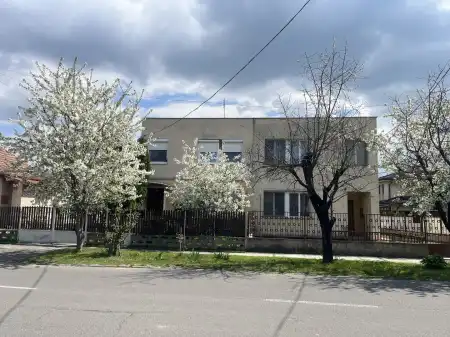 Eladó ikerház, Hajdúszoboszló 3+1 szoba 116 m² 105 M Ft