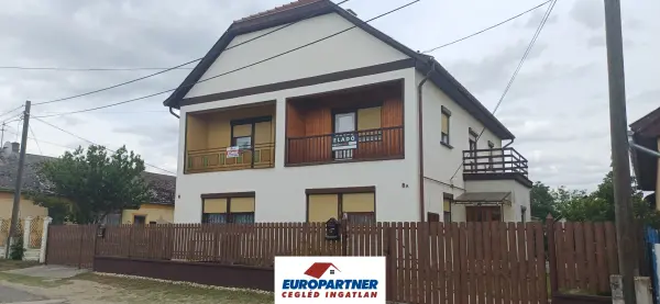 Eladó ikerház, Tápióbicske 7 szoba 300 m² 99.9 M Ft