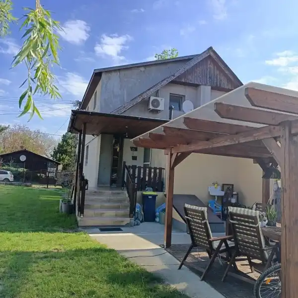 Eladó ikerház, Tápiószentmárton 2 szoba 62 m² 29.9 M Ft