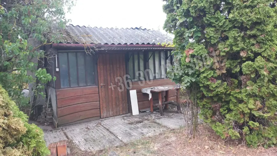 eladó nyaraló, Bicske
