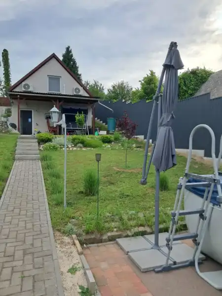 eladó nyaraló, Dorog