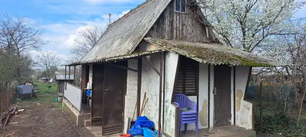 Eladó nyaraló, Kisapostag 1 szoba 15 m² 6 M Ft