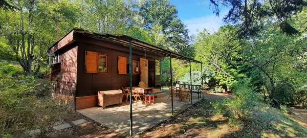 Eladó nyaraló, Nagymaros 1+1 szoba 22 m² 27.8 M Ft