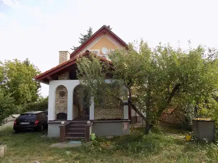 eladó nyaraló, Pápa