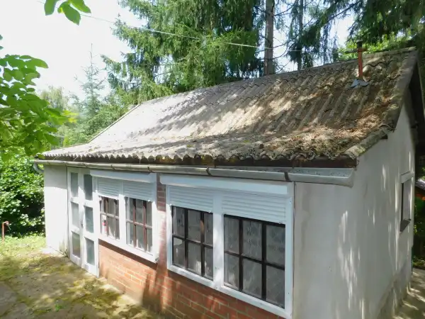Eladó nyaraló, Parádsasvár 2 szoba 38 m² 13.5 M Ft