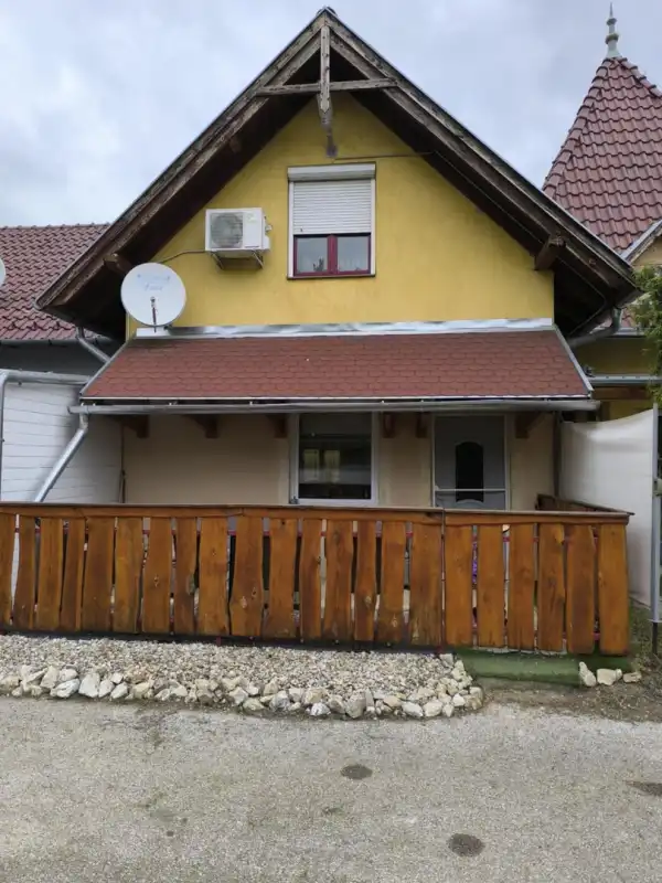 Eladó nyaraló, Siófok 3 szoba 68 m² 62.9 M Ft