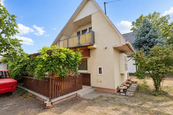 Eladó nyaraló, Szeged 2 szoba 42 m² 39.9 M Ft