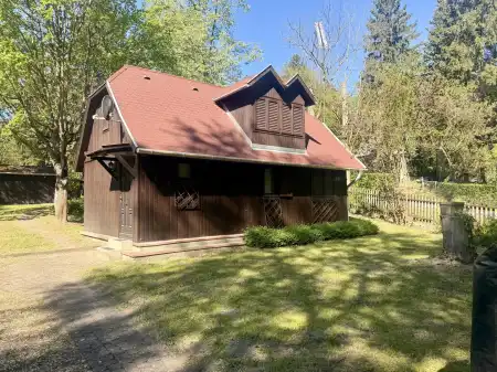 Eladó nyaraló, Tata 2 szoba 62 m² 49.9 M Ft