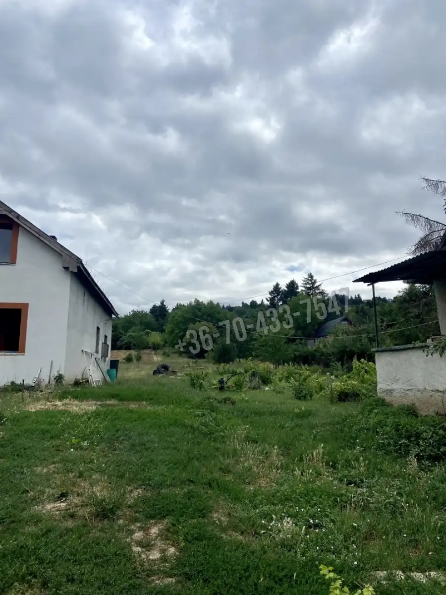eladó nyaraló, Törökbálint