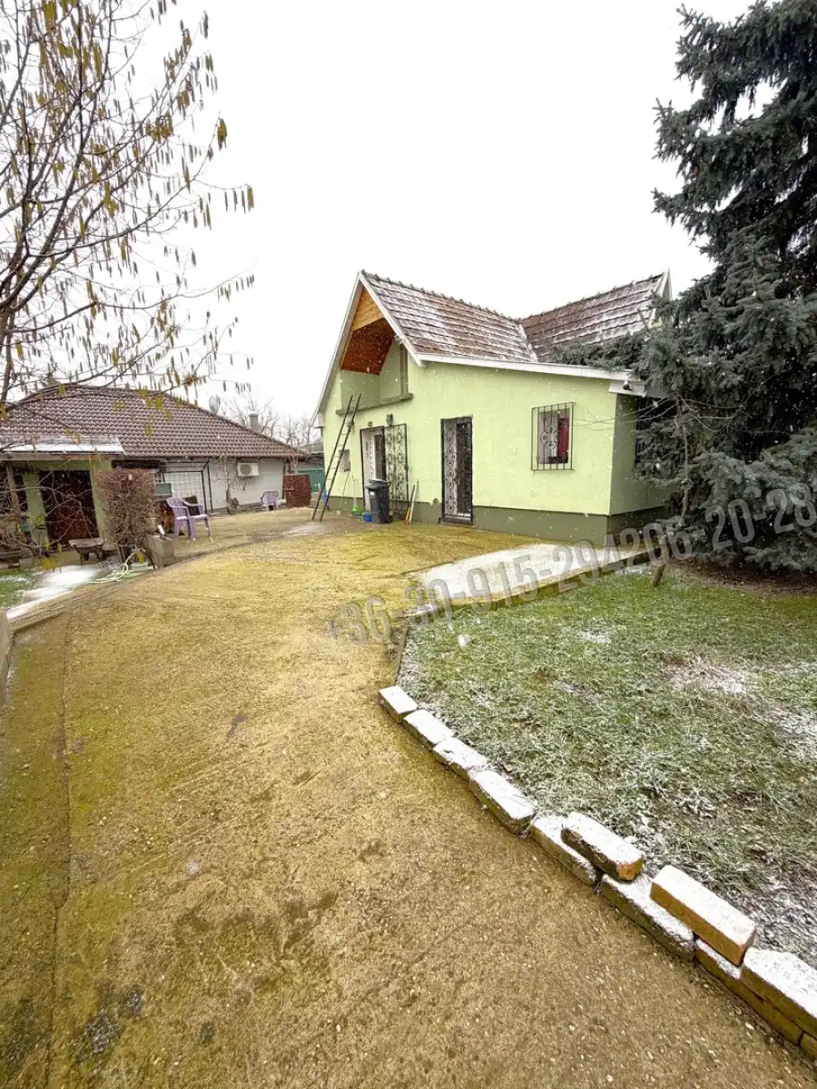 eladó nyaraló, Vác