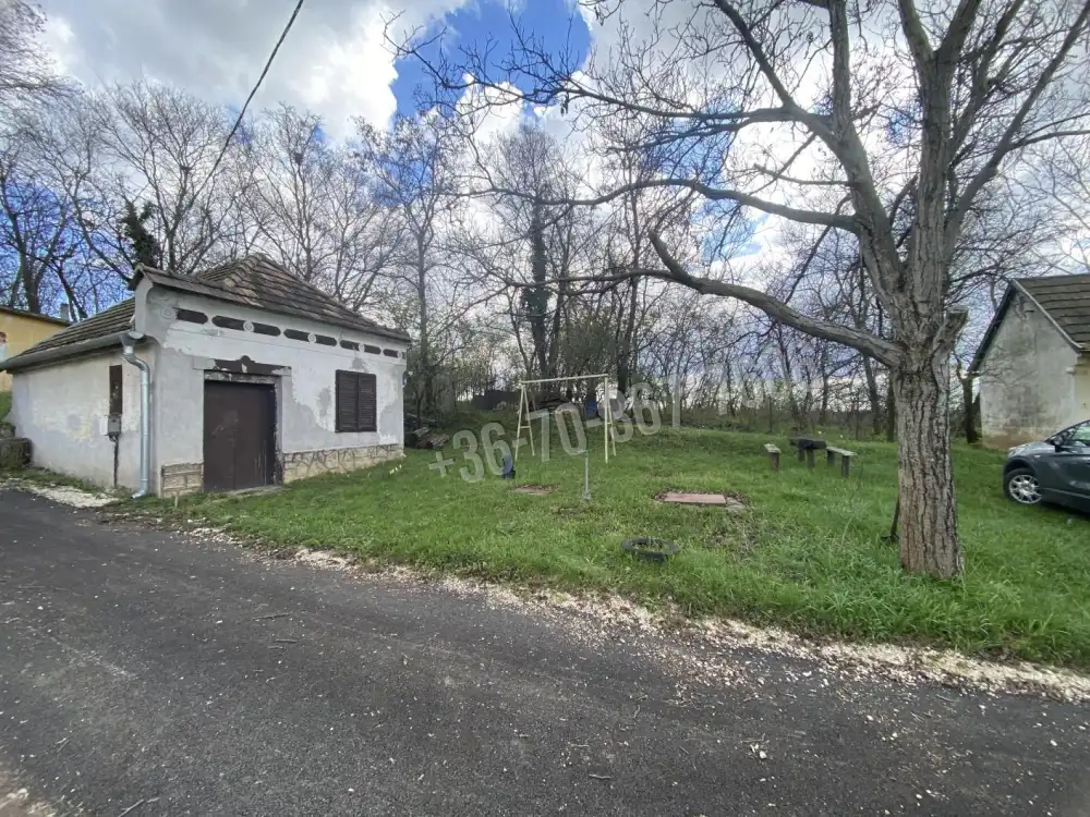 Komárom-Esztergom megye - Vértesszőlős