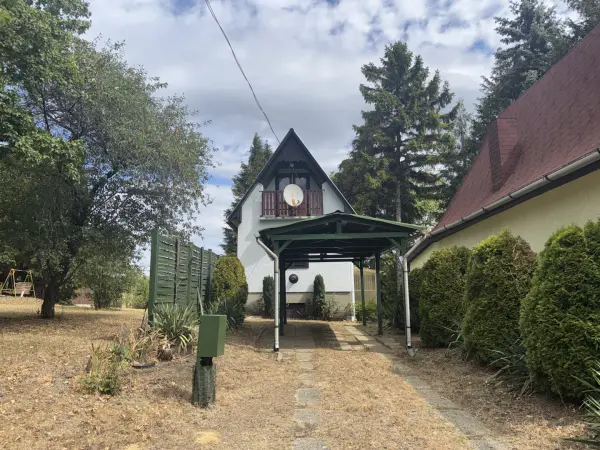 Eladó nyaraló, Vértestolna 3 szoba 50 m² 37.9 M Ft