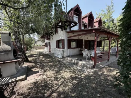 Eladó nyaraló, Zamárdi 7 szoba 148 m² 149 M Ft