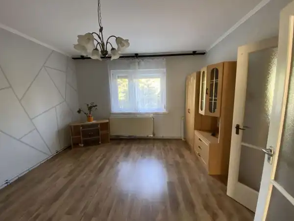 Eladó panellakás, Békéscsaba 2 szoba 58 m² 34.9 M Ft