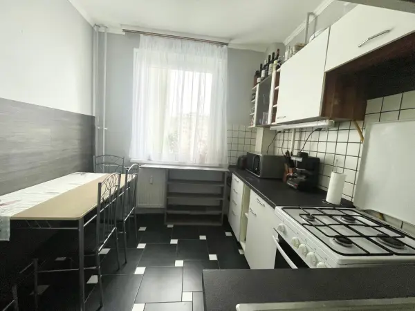 Eladó panellakás, Békéscsaba 2 szoba 52 m² 34.9 M Ft