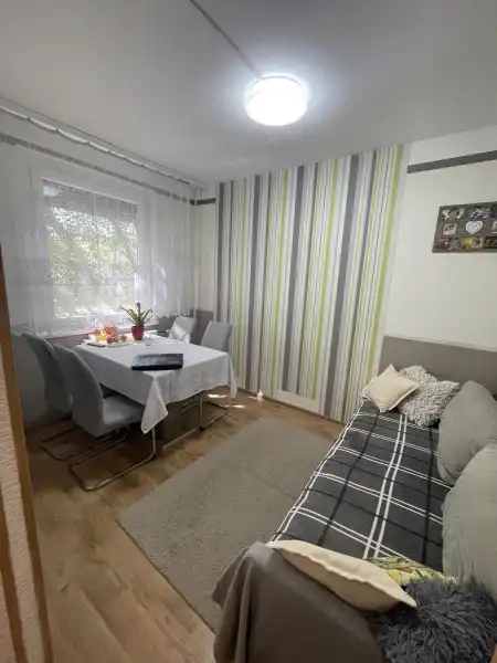 eladó panellakás, Békéscsaba