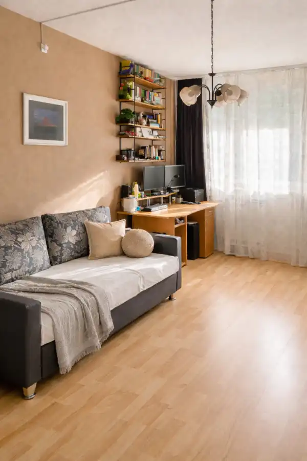 Eladó panellakás, Budapest, III. kerület 1+2 szoba 57 m² 66.8 M Ft