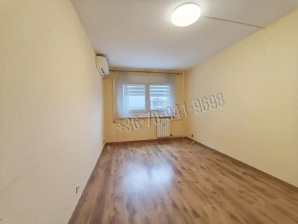 Budapest, III. kerület - Békásmegyeri ltp. Duna felől