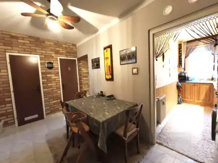 eladó panellakás, Budapest, III. kerület