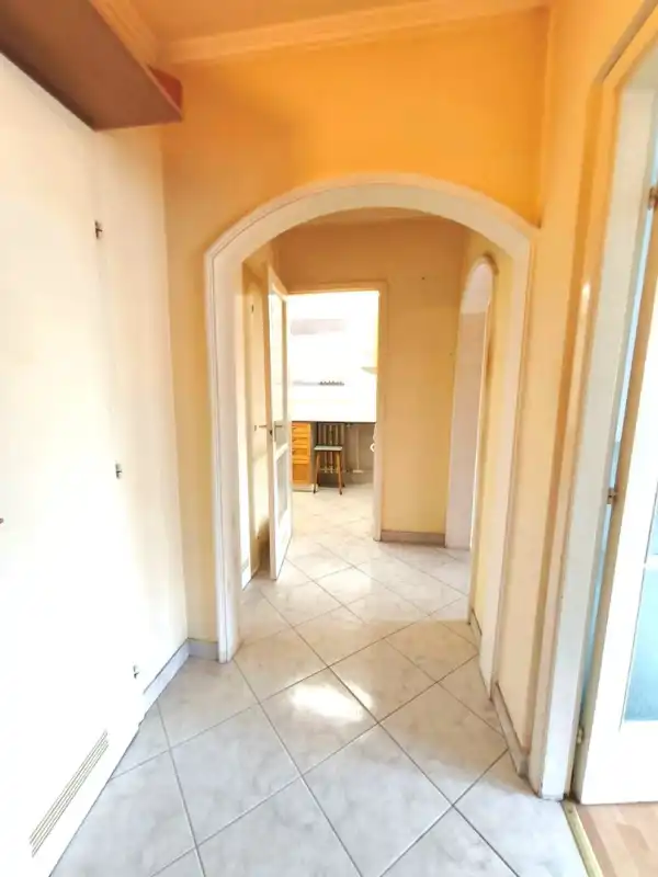 Eladó panellakás, Budapest, III. kerület 3 szoba 66 m² 76.9 M Ft