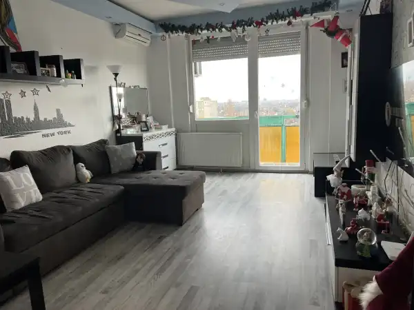 Eladó panellakás, Budapest, XV. kerület 3 szoba 55 m² 64.9 M Ft