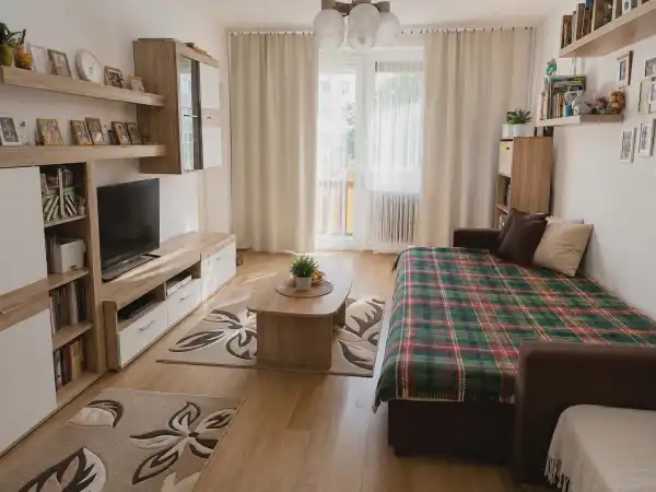 Eladó panellakás, Budapest, XV. kerület 2+1 szoba 70 m² 74.9 M Ft