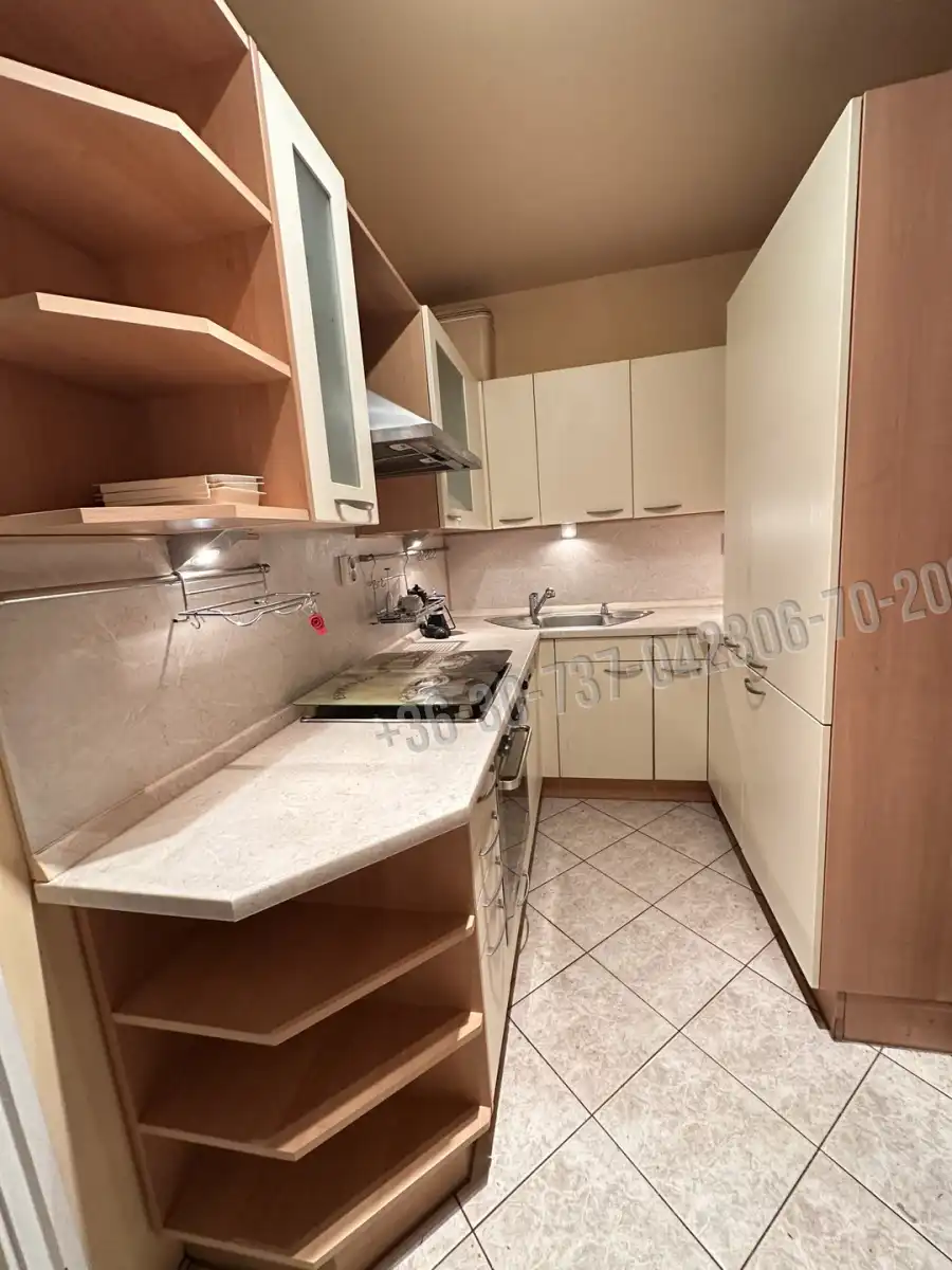 eladó panellakás, Budapest, XXI. kerület