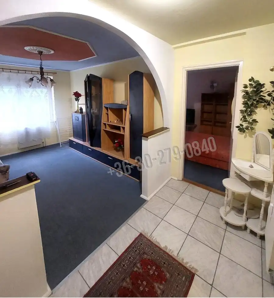 eladó panellakás, Dunaföldvár