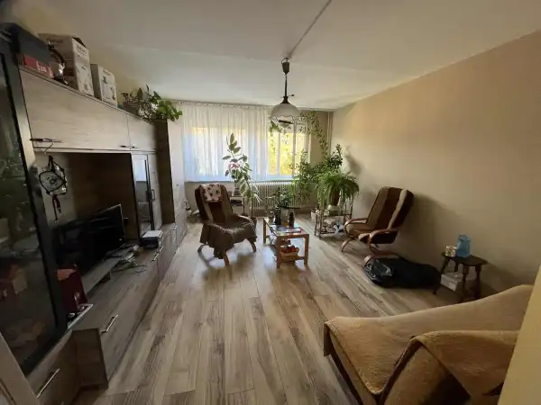 Eladó panellakás, Dunaújváros 1 szoba 30 m² 24.5 M Ft