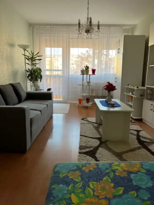 Eladó panellakás, Dunaújváros 2 szoba 57 m² 28.9 M Ft