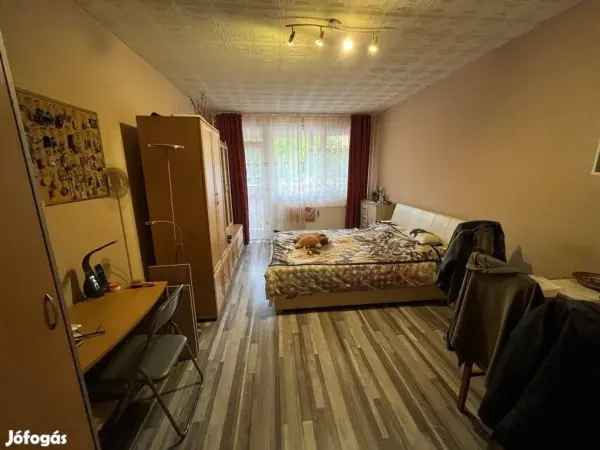 Eladó panellakás, Dunaújváros 3 szoba 64 m² 37.99 M Ft