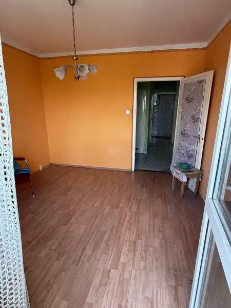 eladó panellakás, Dunaújváros