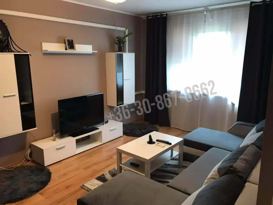 eladó panellakás, Dunaújváros