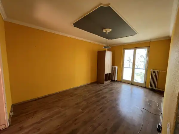 Eladó panellakás, Dunaújváros 1+3 szoba 59 m² 33.9 M Ft