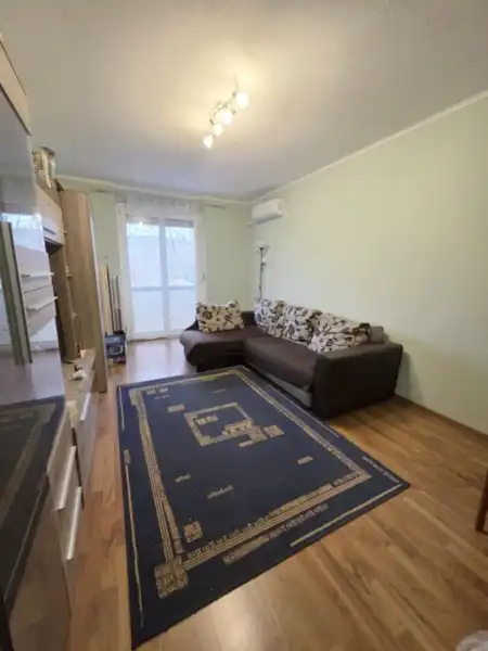 eladó panellakás, Dunaújváros