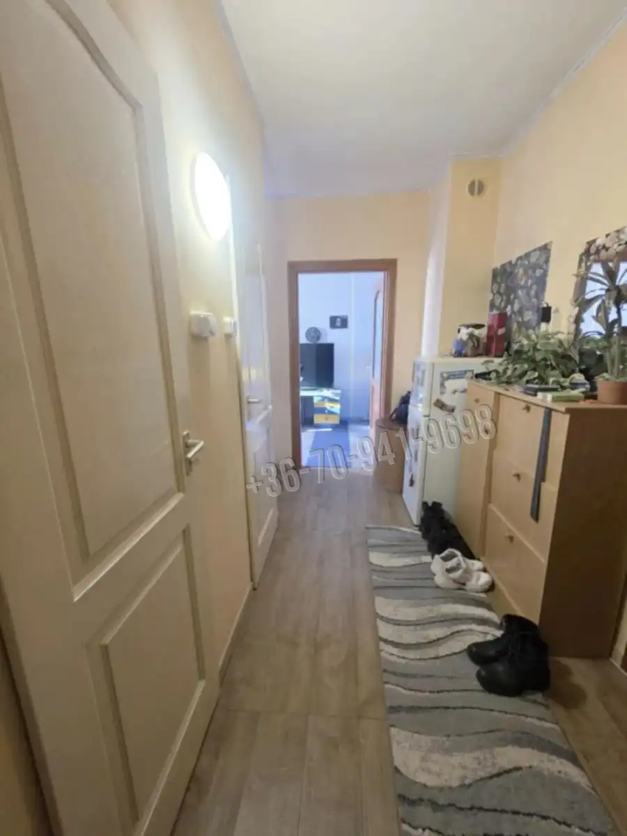 eladó panellakás, Dunaújváros