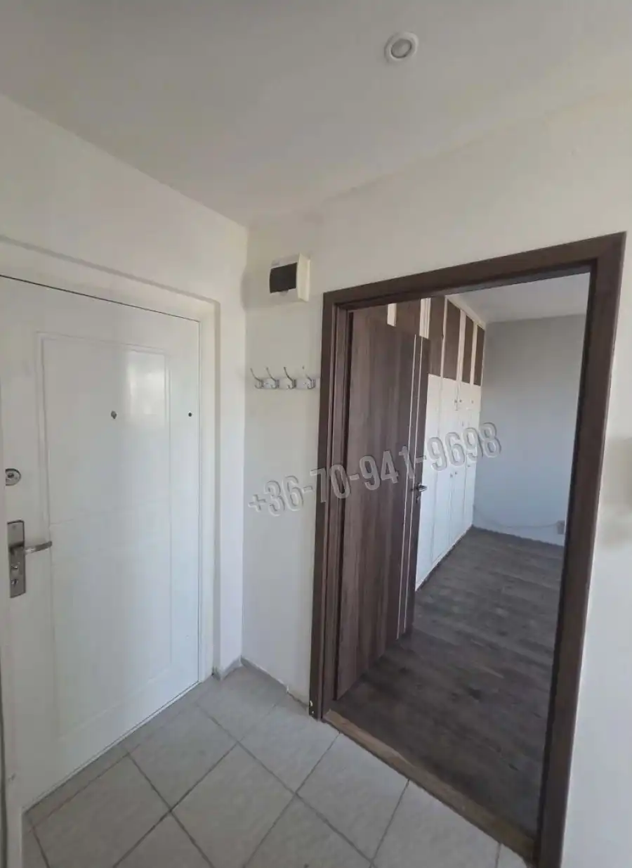 eladó panellakás, Dunaújváros