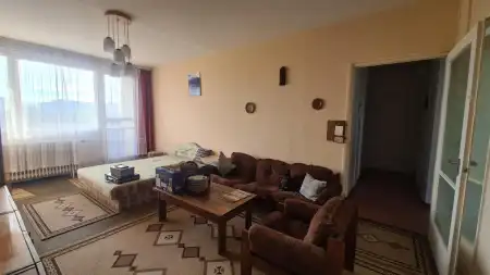 eladó panellakás, Dunaújváros