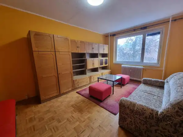 Eladó panellakás, Dunaújváros 1+1 szoba 34 m² 26 M Ft