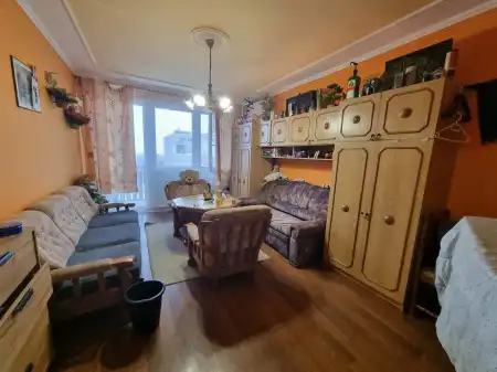 eladó panellakás, Dunaújváros