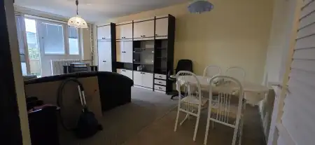 eladó panellakás, Dunaújváros