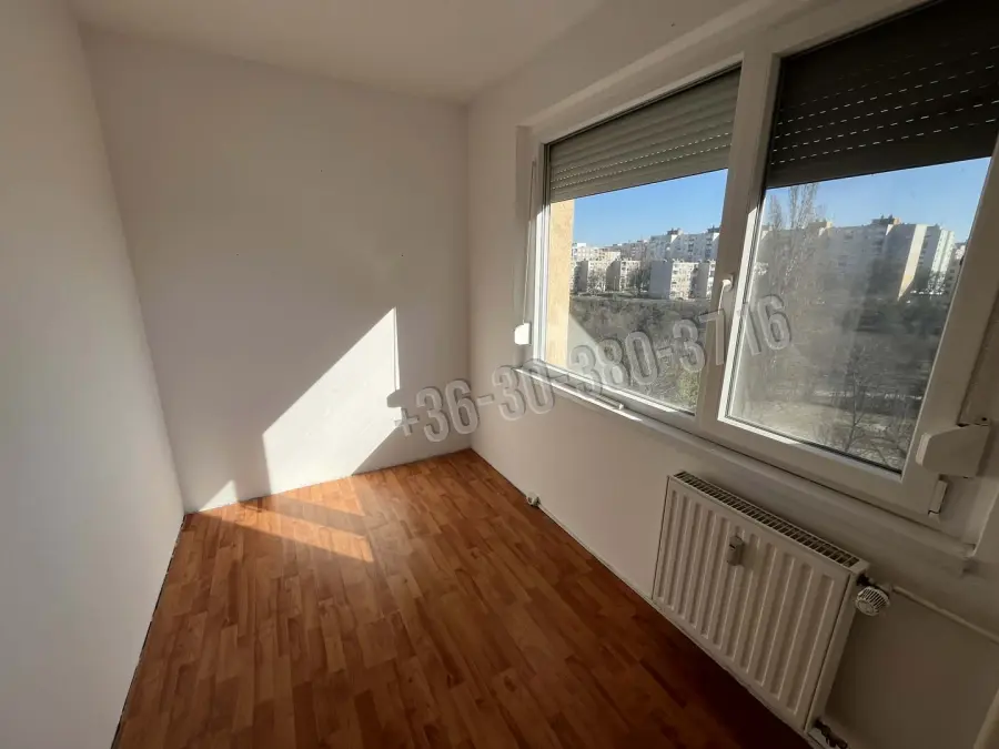 eladó panellakás, Dunaújváros