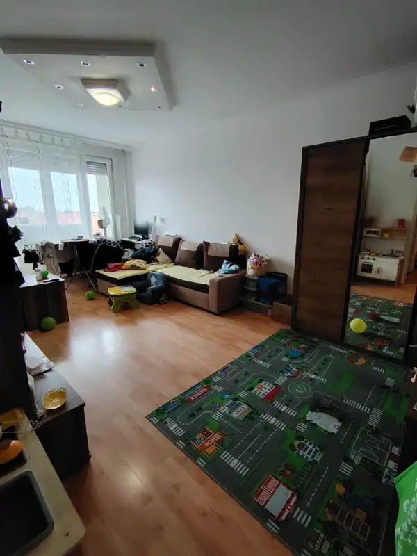 Eladó panellakás, Dunaújváros 2 szoba 52 m² 31.99 M Ft