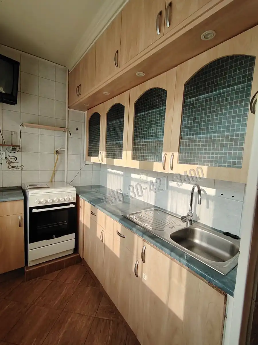 eladó panellakás, Dunaújváros